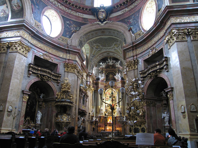 Another_view_of_the_church.jpg