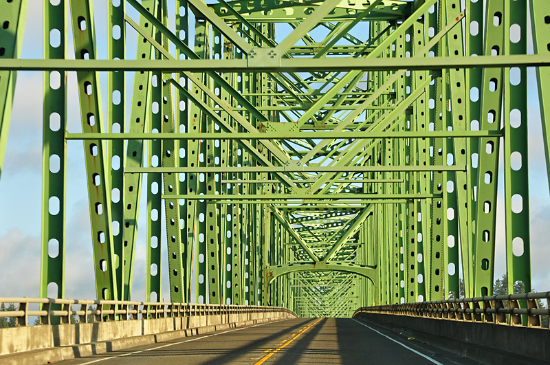 Closeup of the bridge.jpg