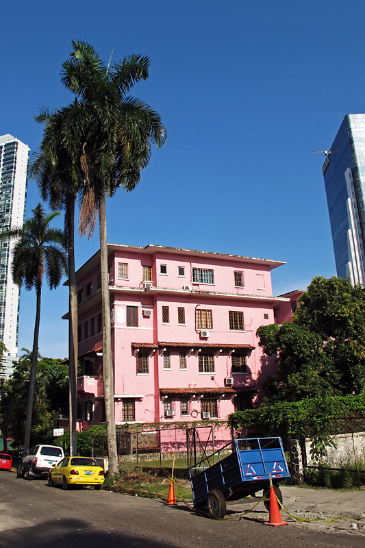 Pink building next to my hostal.jpg