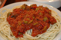 Olives_and_Marinara_Spaghetti.jpg
