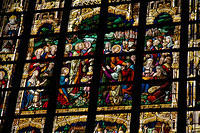 Stained_glass_in_the_Cathedral.jpg