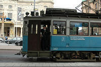 An_old_style_tram_car.jpg