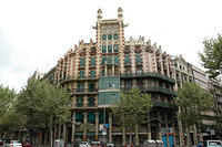 Barcelona_buildings_2.jpg