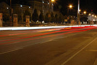 Traffic_at_night.jpg