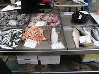 Fresh_fish_at_the_market.jpg