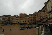 Piazza_del_Campo_1.jpg