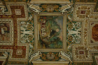 Ceiling_painting_4_in_Vatican_musuem.jpg