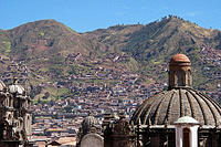 Cusco is high and dry with elevation at 11,200 ft and practically no humidity