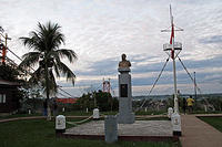 Monument near the place where the interoceanic highway will cross.jpg