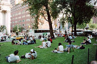 Union_Sqaure_Park_after_the_outage.jpg
