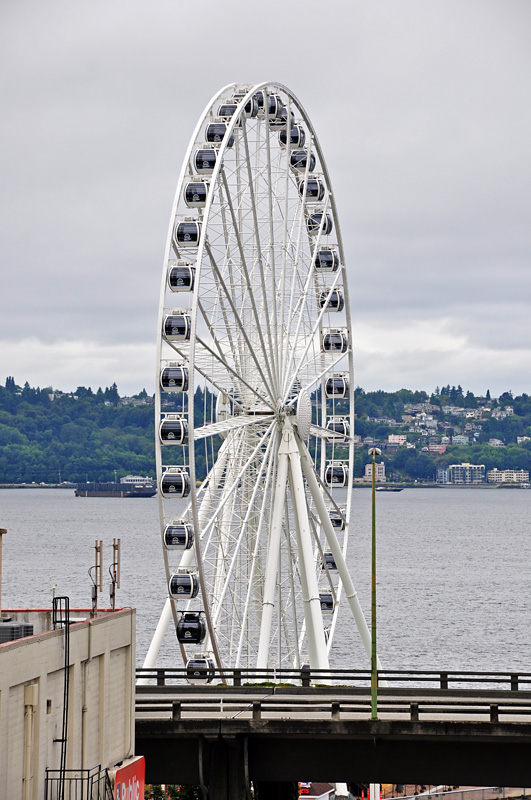 Looks like Seattle built a ferris wheel on the pier since we lived here