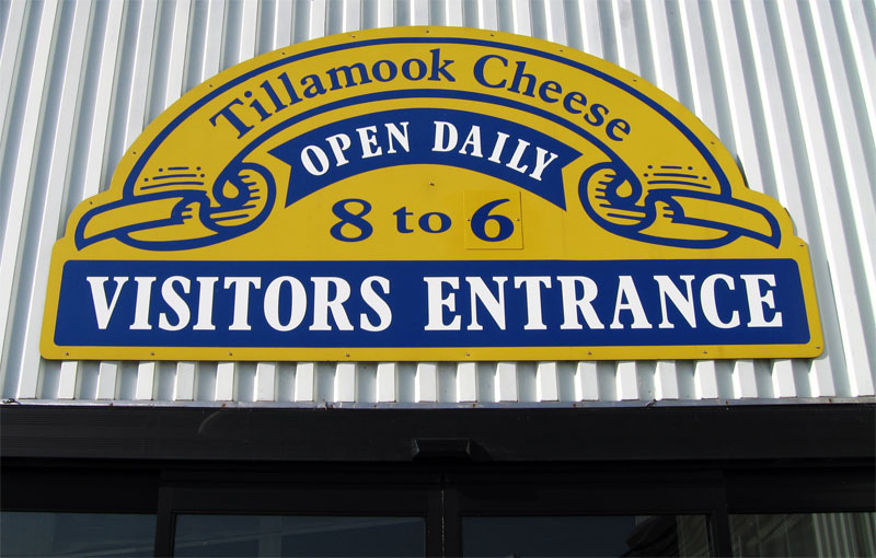 Tillamook Cheese entrance.jpg