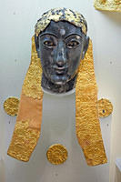 This_is_another_artifact_inside_the_Delphi_museum.jpg