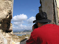 Charlotte_took_this_picture_of_me_taking_a_picture_of_Nafplio.jpg