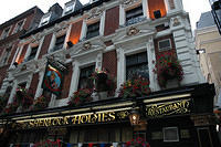 The_Sherlock_Holmes_Pub.jpg