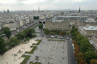 View_of_Paris_from_the_top_of_Notre_Dame.jpg