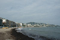 Windy_east_coast_of_Cannes.jpg