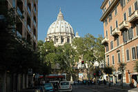 St_Peters_Cathedral_viewed_from_nearby_streets.jpg