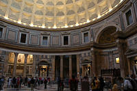 Inside_the_Pantheon.jpg