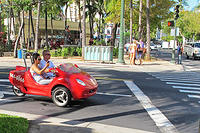 More street life in Waikiki.jpg