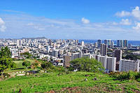 View of Honolulu from Punchbowl Crater.jpg