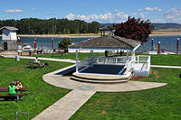 Waterfront park in St Helens along the Columbia River.jpg